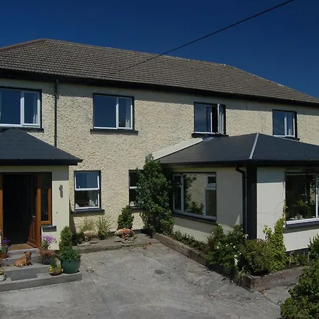 Sharamore House 4*